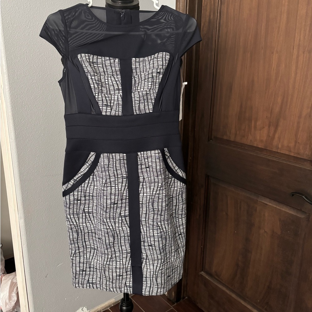 Cache Black and White Sheath Dress with Crew Neck